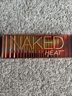 Urban Decay Naked Heat